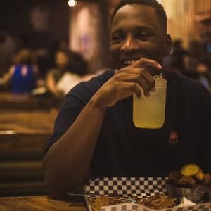 Meet your Posher, Dion